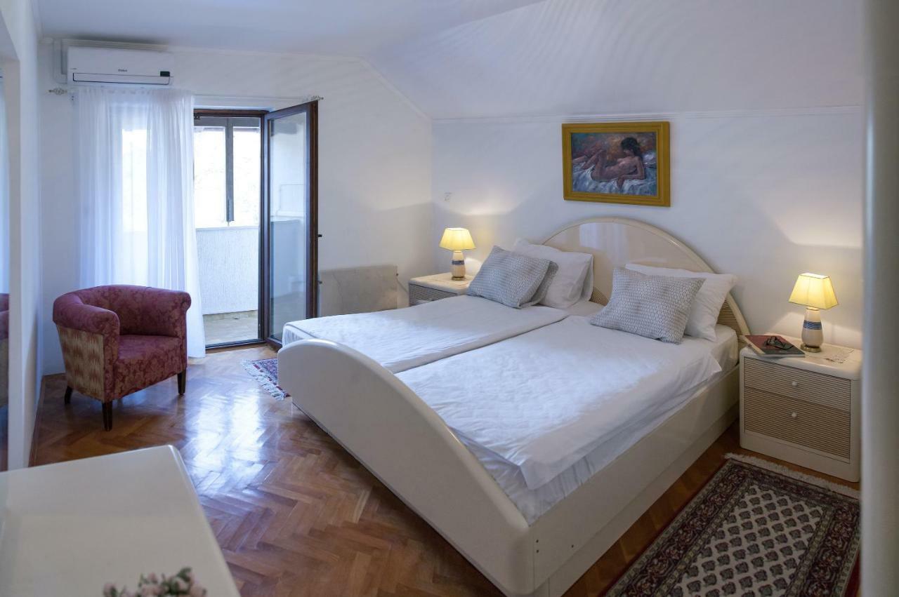 Apartments Rafaj Pula Extérieur photo
