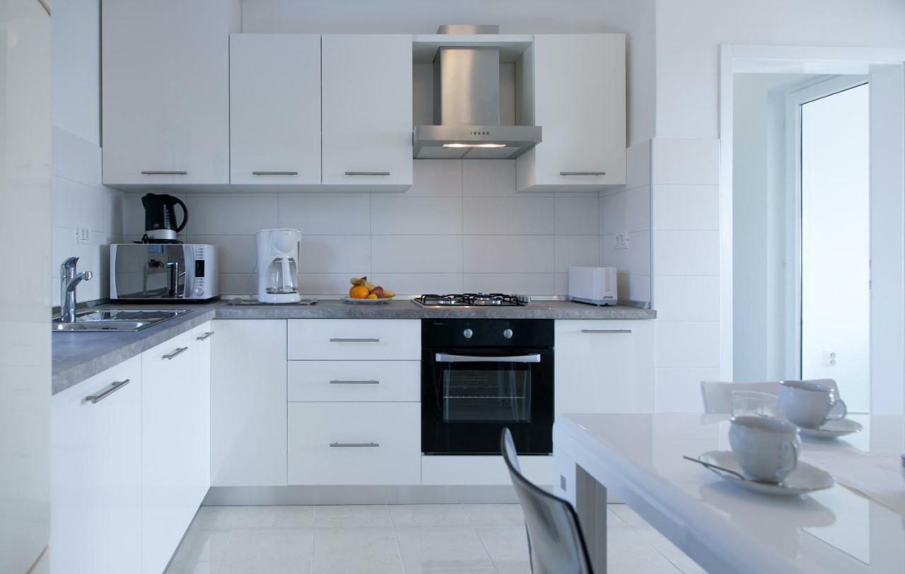 Apartments Rafaj Pula Extérieur photo