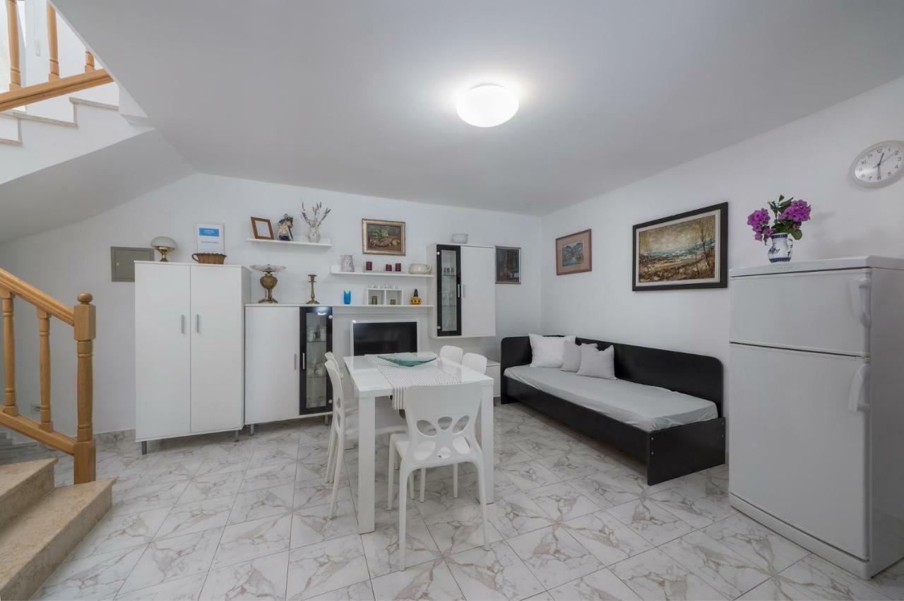 Apartments Rafaj Pula Extérieur photo