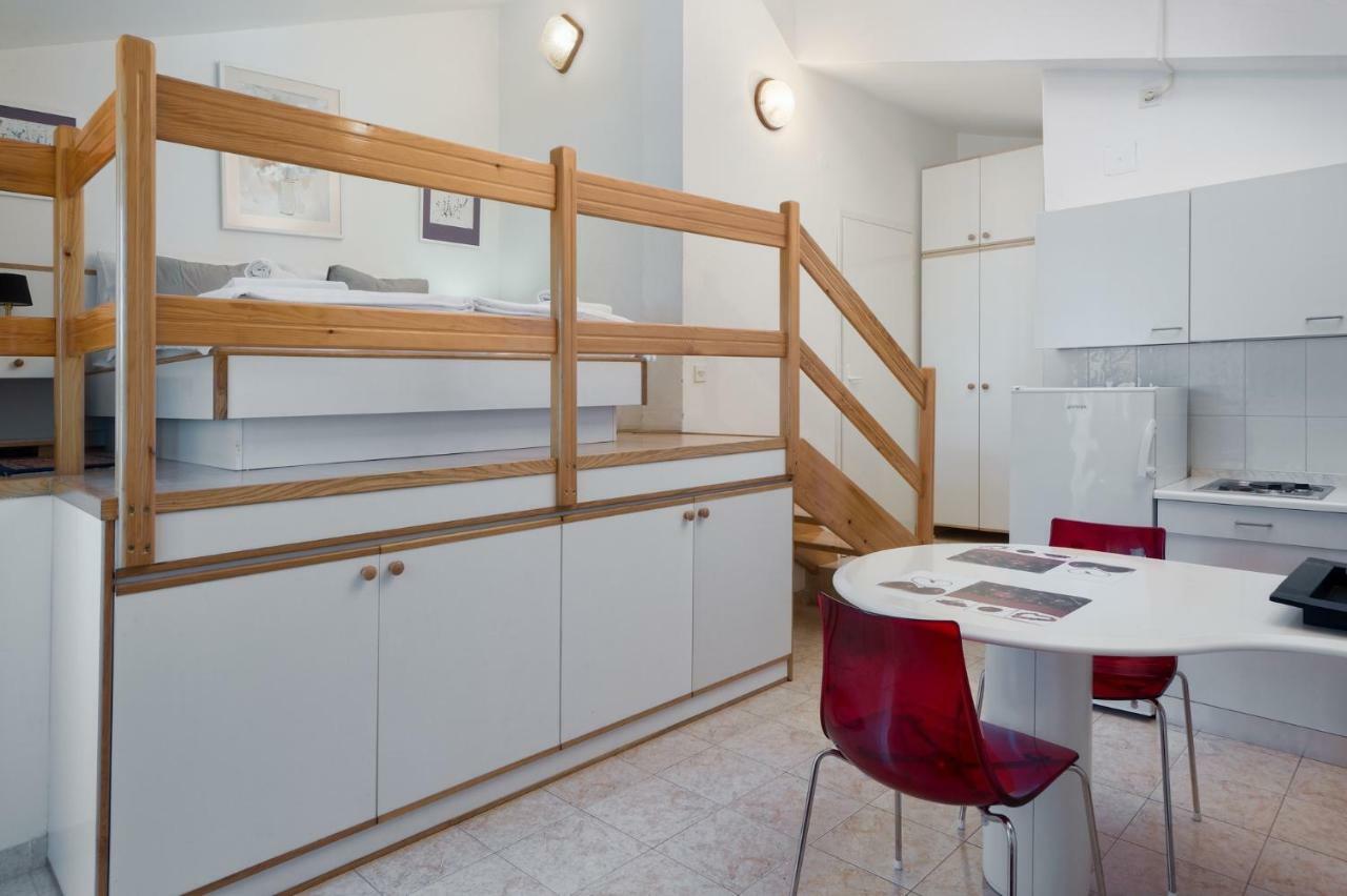 Apartments Rafaj Pula Extérieur photo
