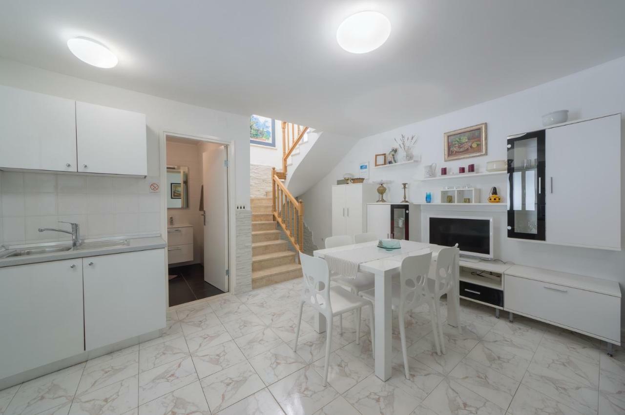 Apartments Rafaj Pula Extérieur photo