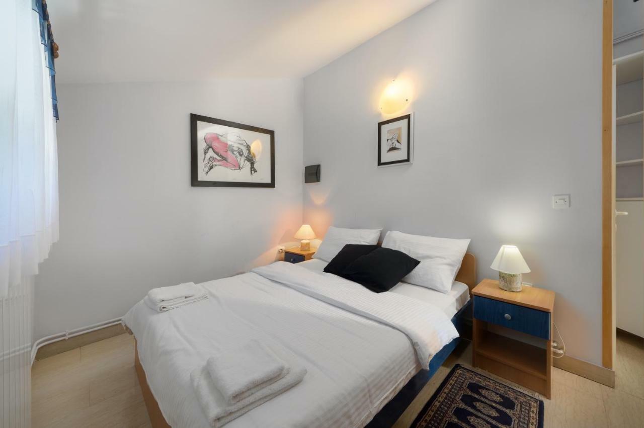 Apartments Rafaj Pula Extérieur photo